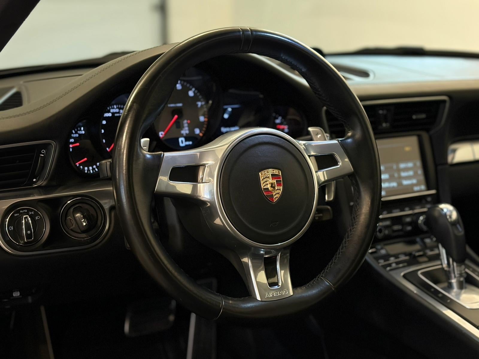Porsche – 911 Carrera 4S