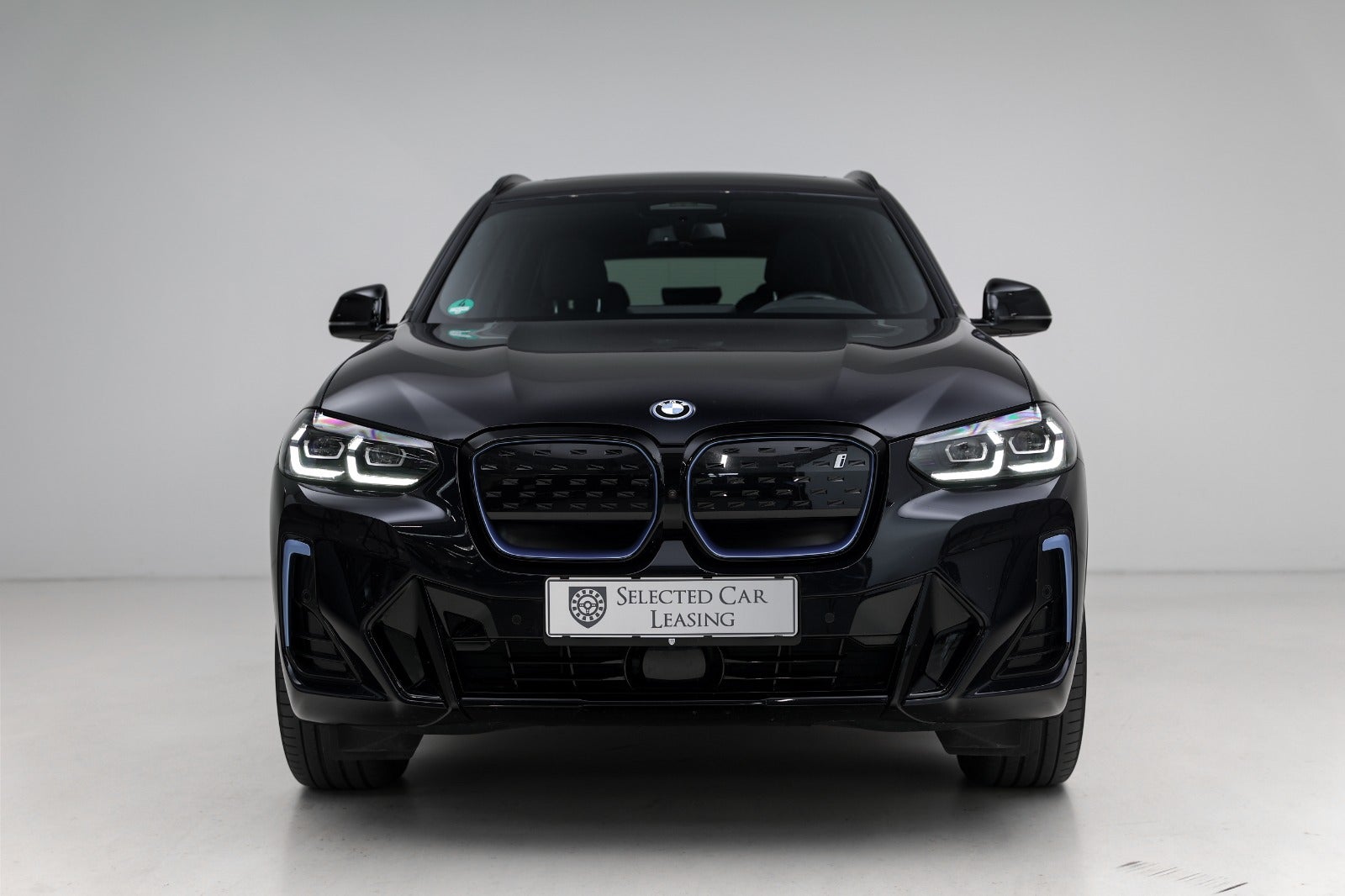 BMW iX3 Charged Plus M-Sport