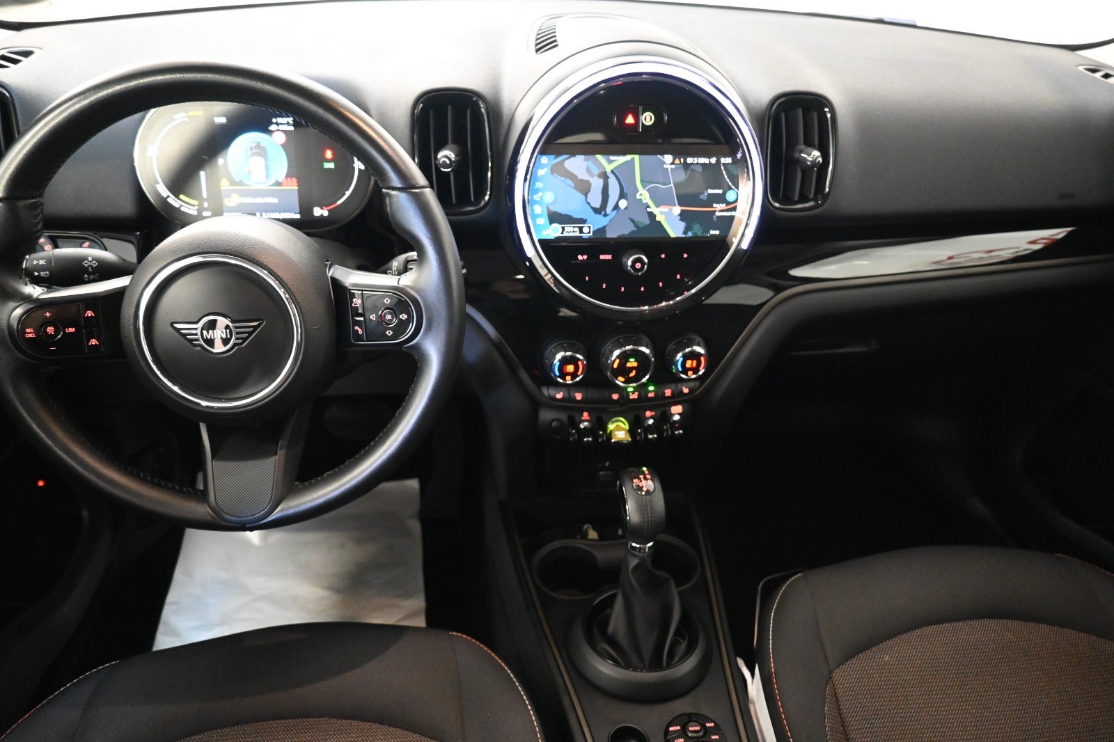 MINI Countryman Cooper SE Essential aut. ALL4