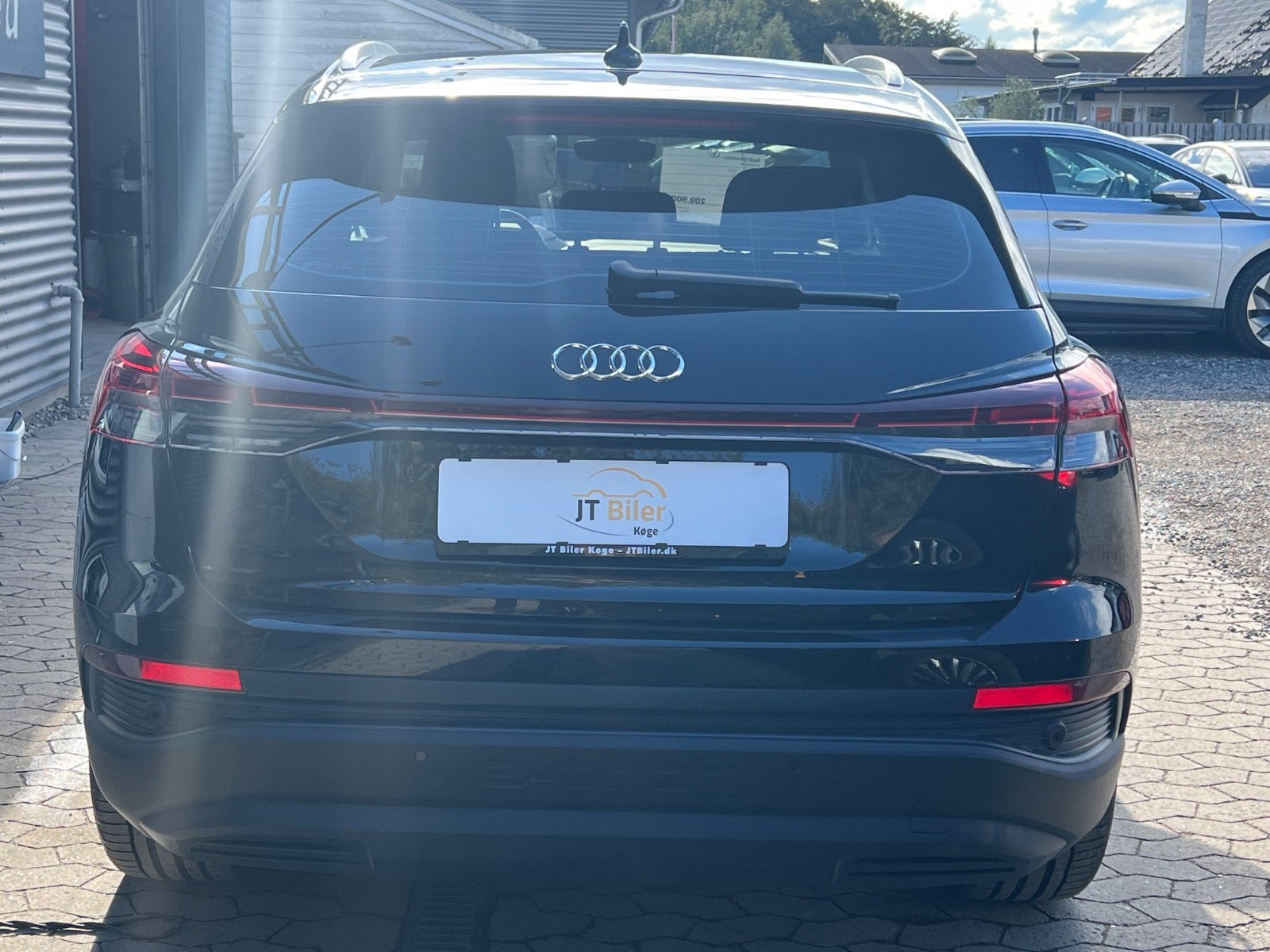 Audi Q4 e-tron Attitude