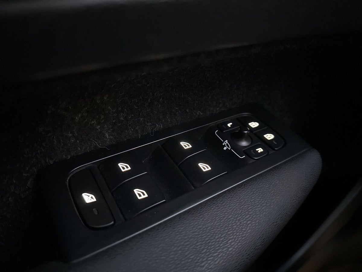 Volvo XC40 T5 ReCharge Momentum aut. billede 17