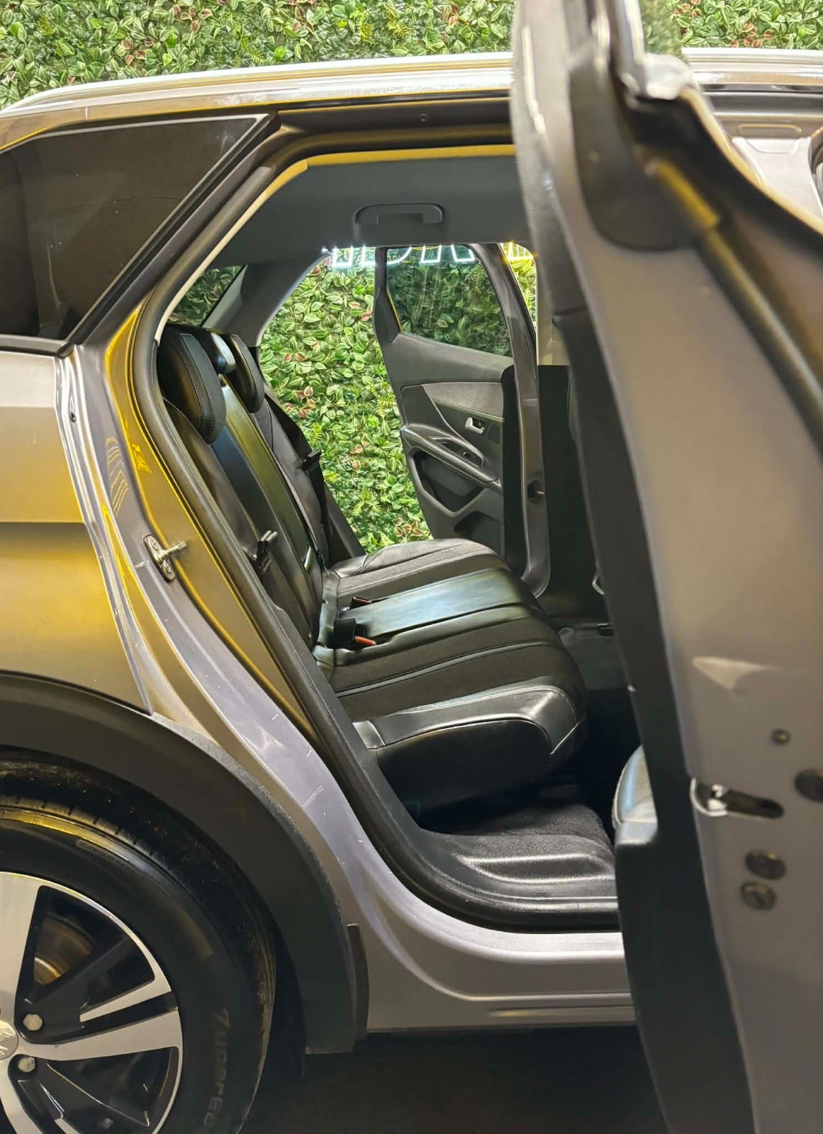 Billede af Peugeot 3008 1,2 e-THP 130 Active EAT6