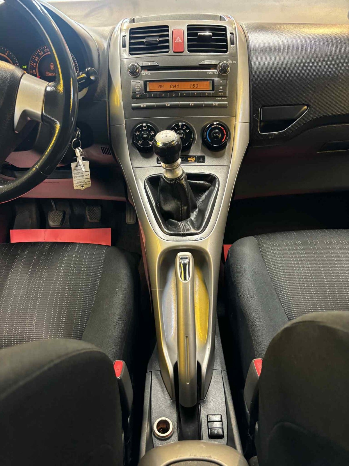 Billede af Toyota Auris 2,0 D-4D Luna