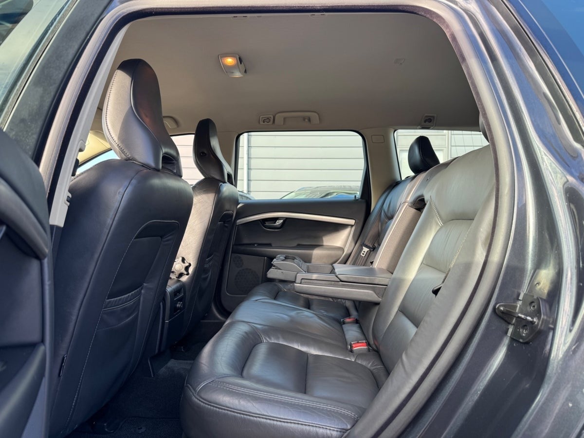 Volvo V70 T Momentum aut.