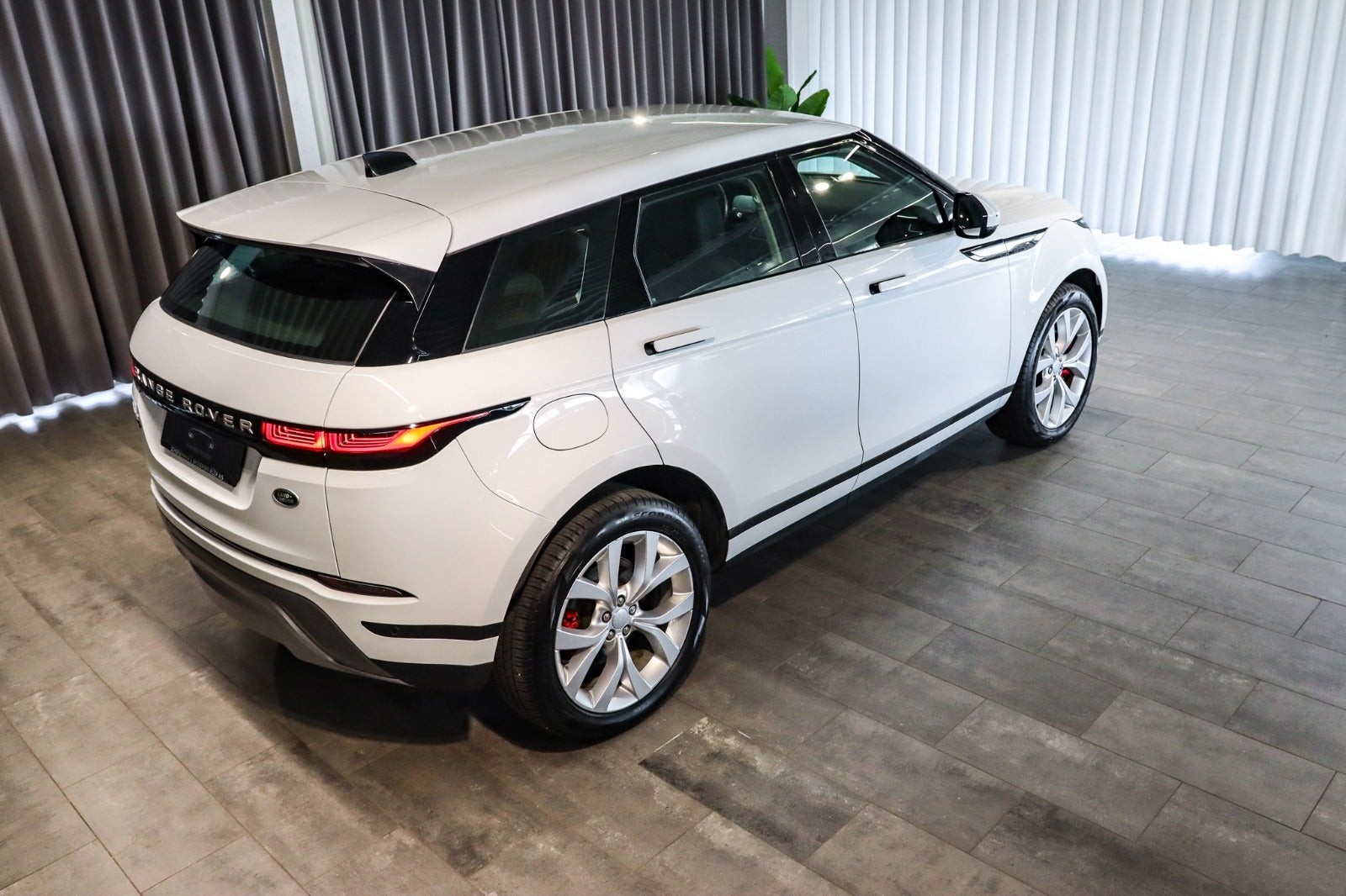 Billede af Land Rover Range Rover Evoque 1,5 P300e SE aut.