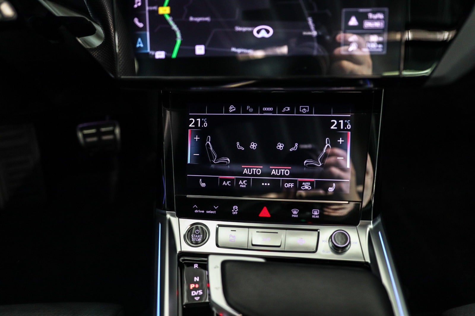 Billede af Audi Q8 e-tron 55 S-line Black Edition quattro