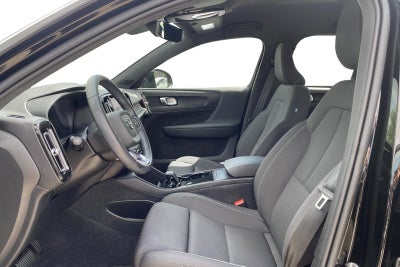 Volvo XC40 P6 ReCharge Core 2023