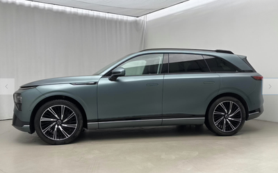 Xpeng G9  Performance 5d