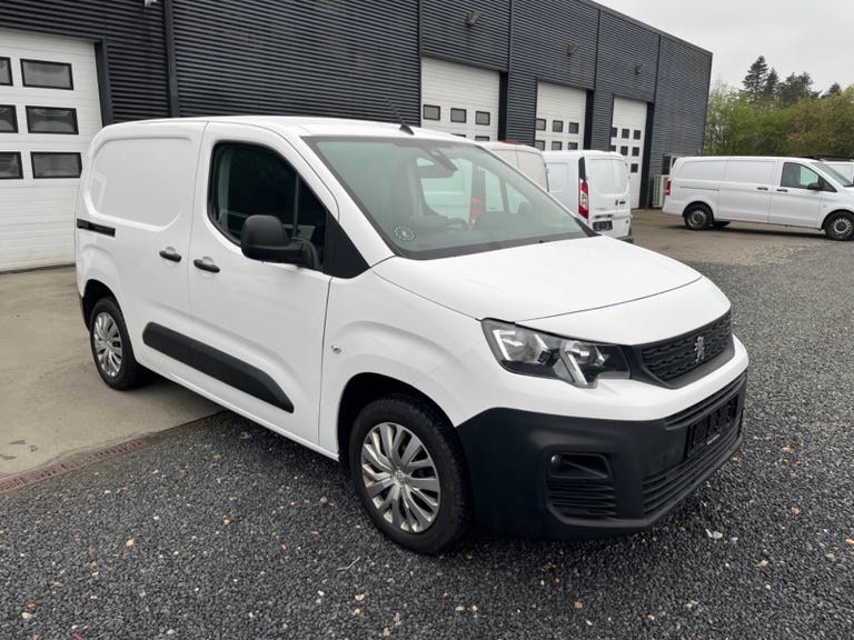 Peugeot Partner BlueHDi 100 L1V1 Plus Van