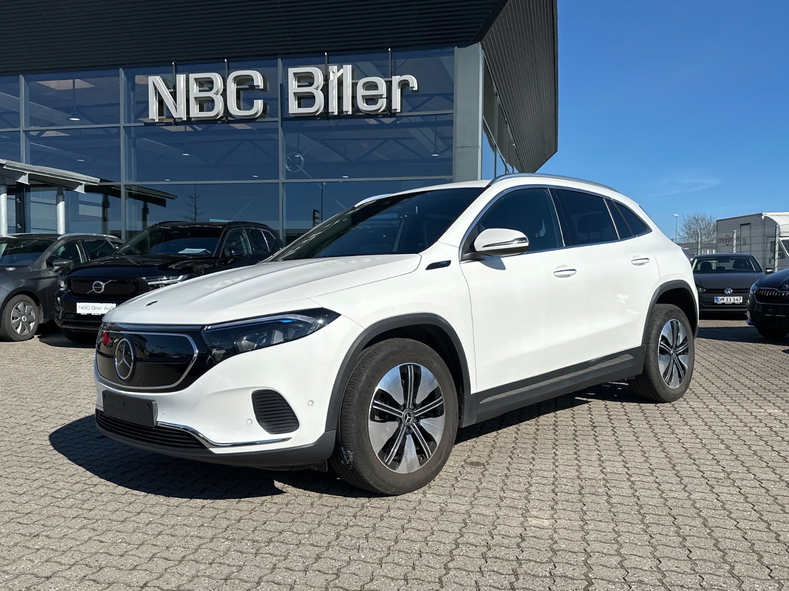 Mercedes EQA250 Electric Art