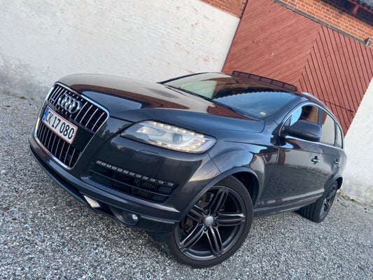 Audi Q7 TDi S-line quattro Tiptr. 7prs