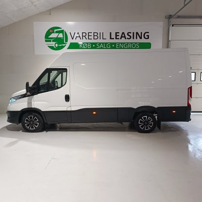 Iveco Daily 35S16 12m³ Van AG8