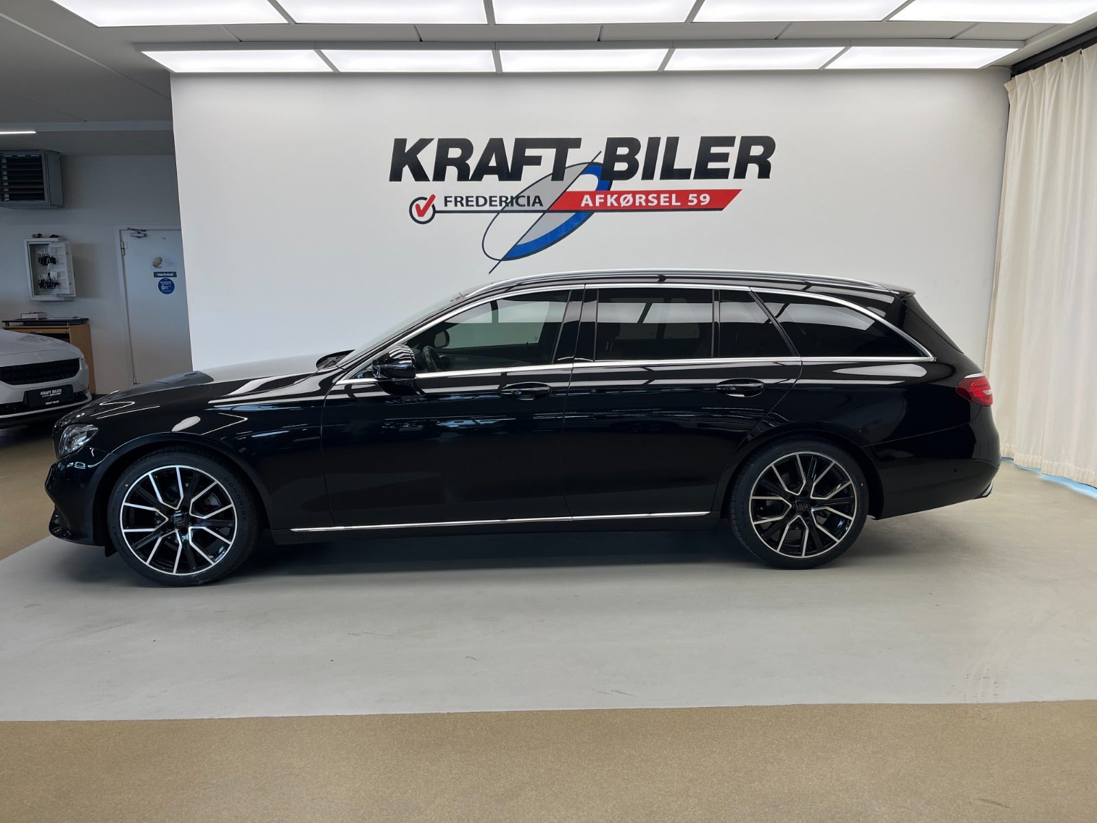 Billede af Mercedes E220 d 2,0 Avantgarde stc. aut.