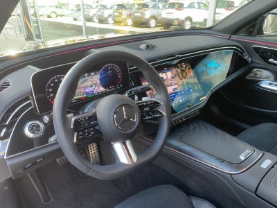 Mercedes E300 e 2,0 AMG Line stc. aut.