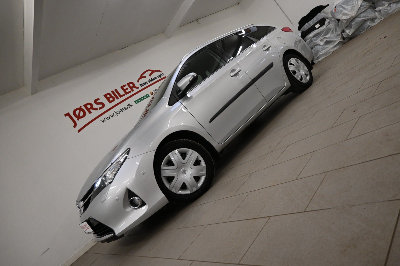 Toyota Auris T2+ Touring Sports