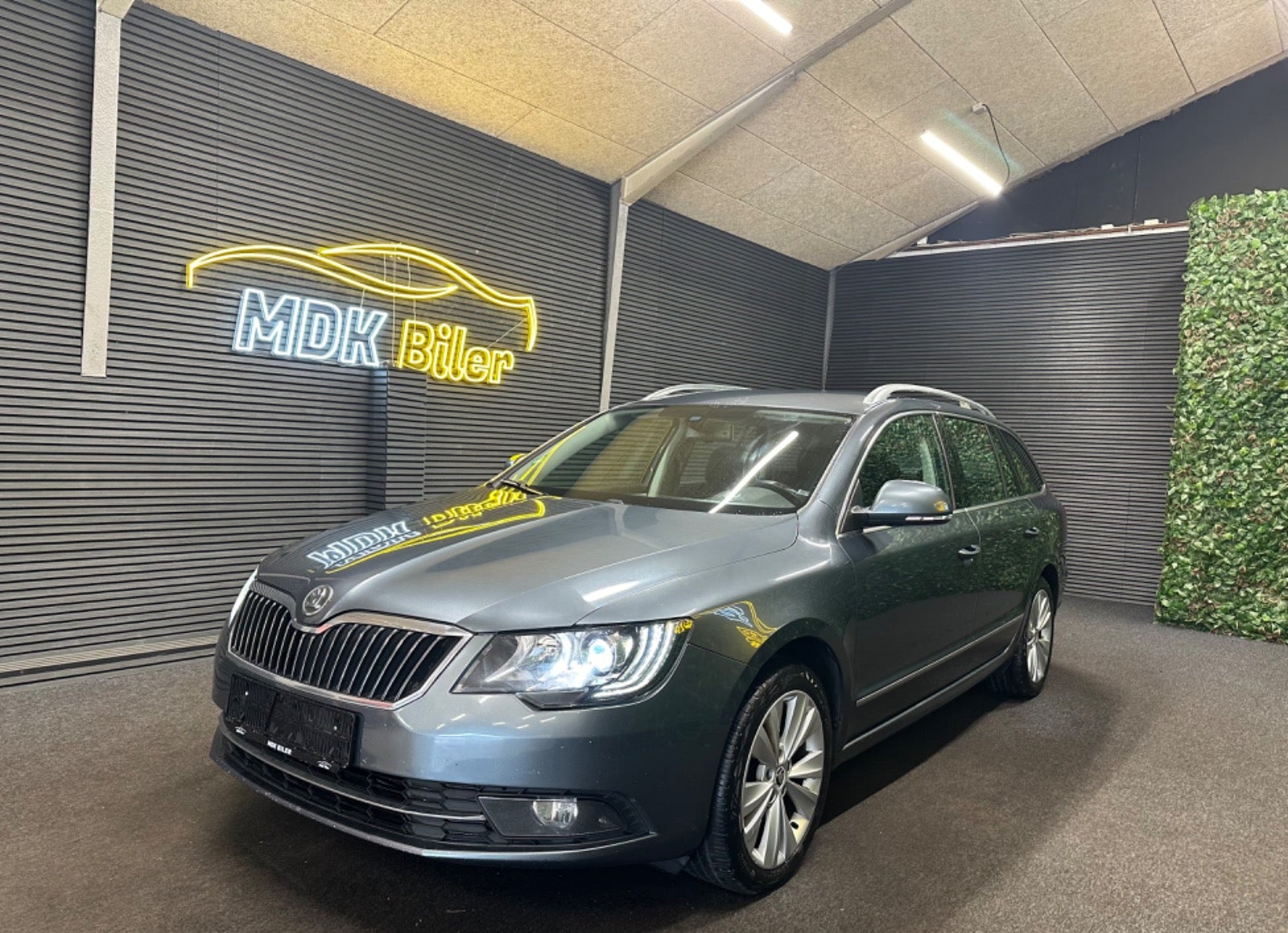 Billede af Skoda Superb 2,0 TDi 140 Ambition Combi DSG