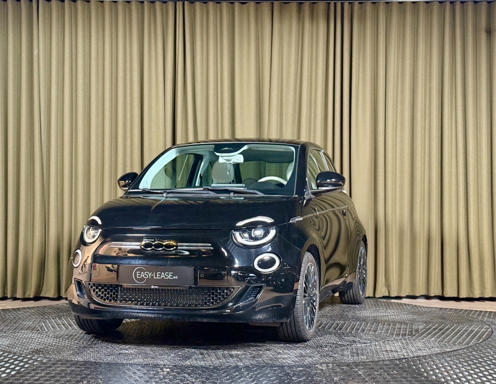 Fiat 500e 42 la Prima
