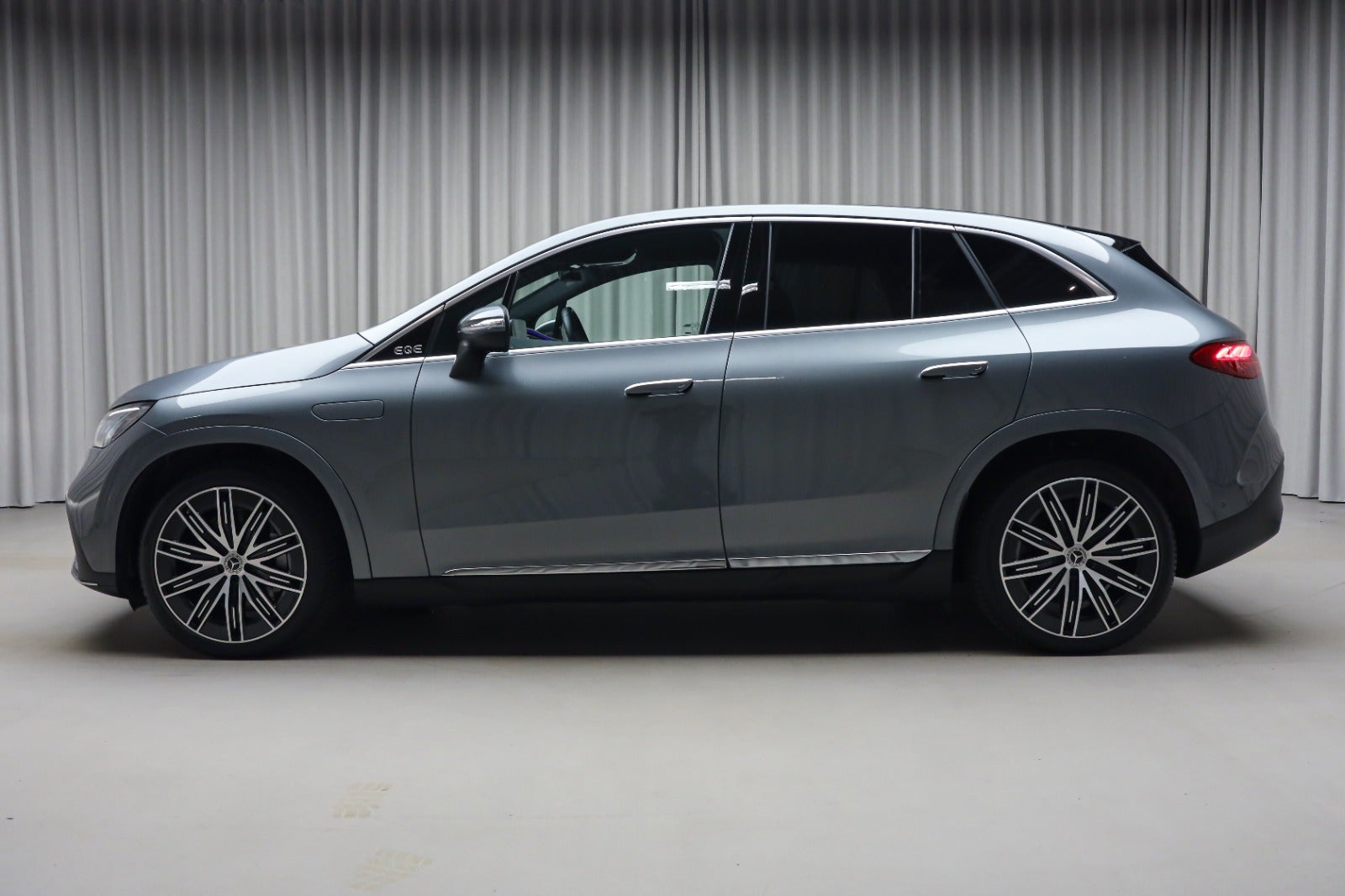 2025 Mercedes-Benz EQE 350 SUV