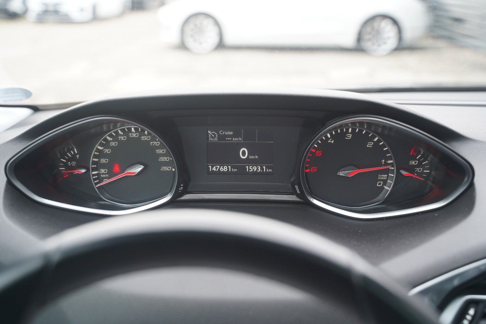 Billede af Peugeot 308 1,6 BlueHDi 120 Selection Sky SW