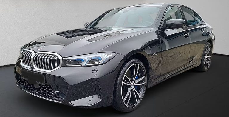 BMW 330e M-Sport aut.