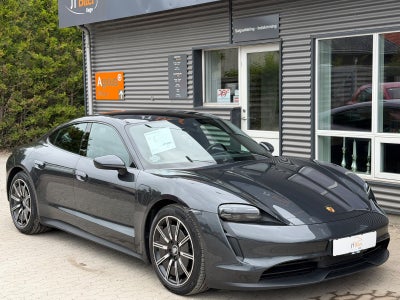 Porsche Taycan   4d