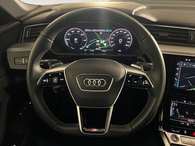 Audi e-tron S-line quattro Van