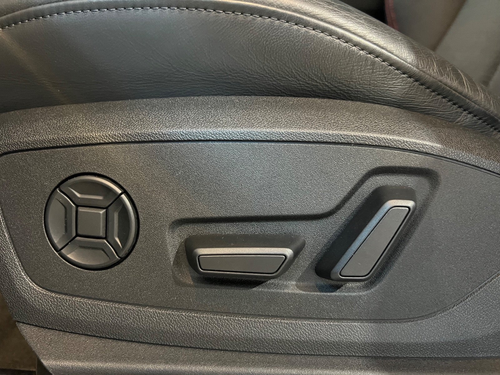 Audi Q8 e-tron S-line Sportback quattro