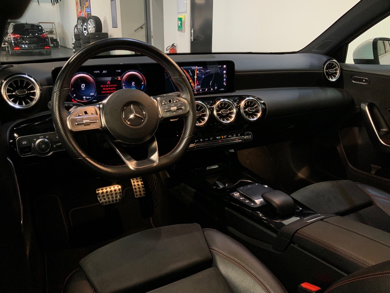 Mercedes-Benz A 250 e