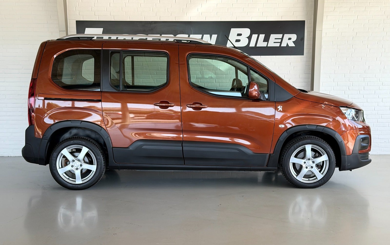 Billede af Peugeot Rifter 1,5 BlueHDi 130 L1 Allure EAT8