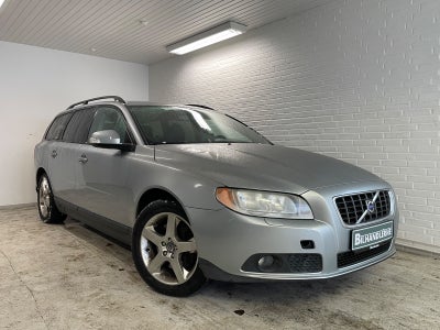 Volvo V70 2,5 T Momentum aut. 5d