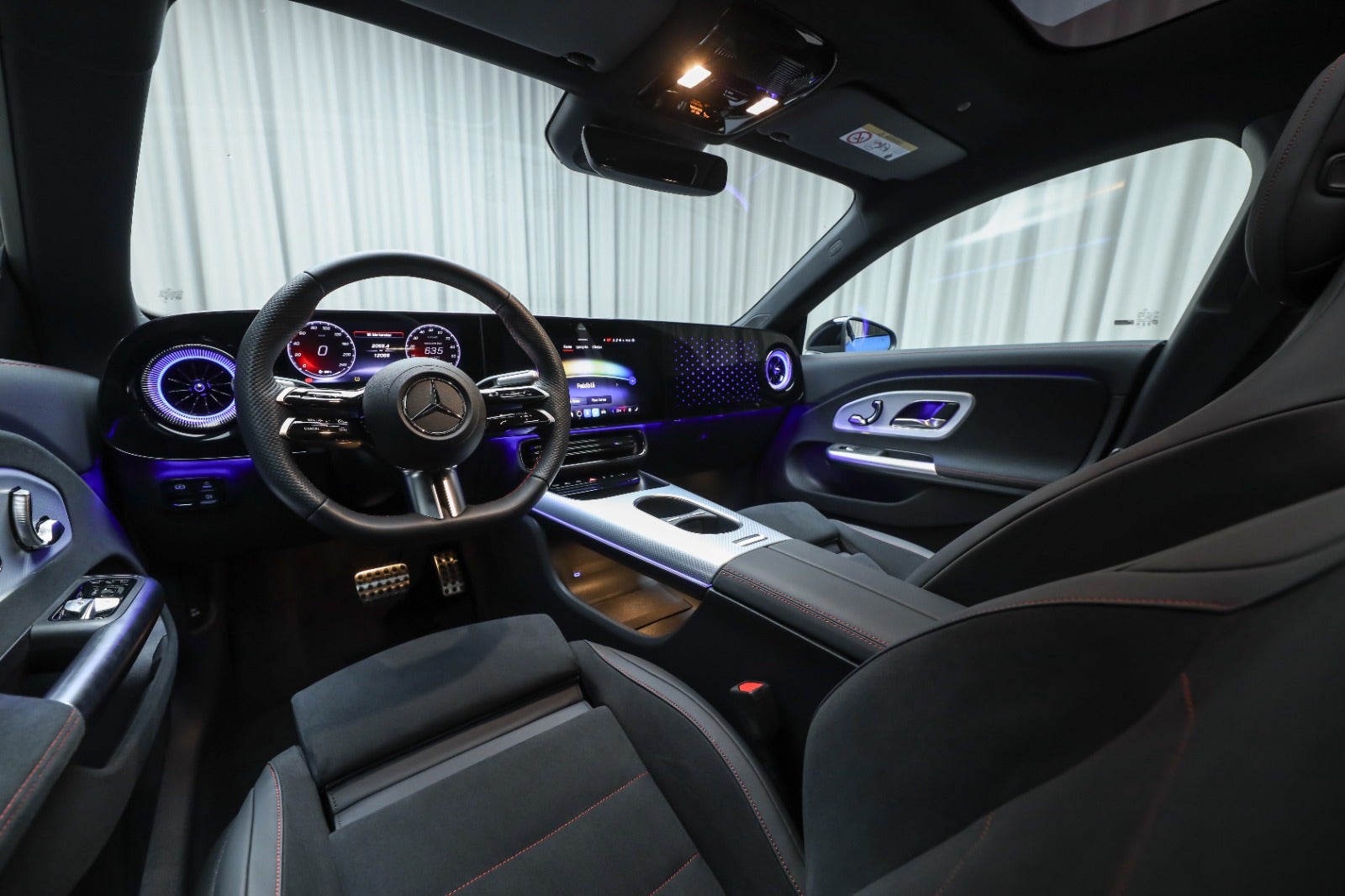 Mercedes-Benz CLA 250+ (4/8)