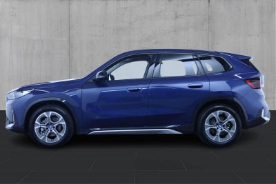 BMW iX1 eDrive20 X-Line
