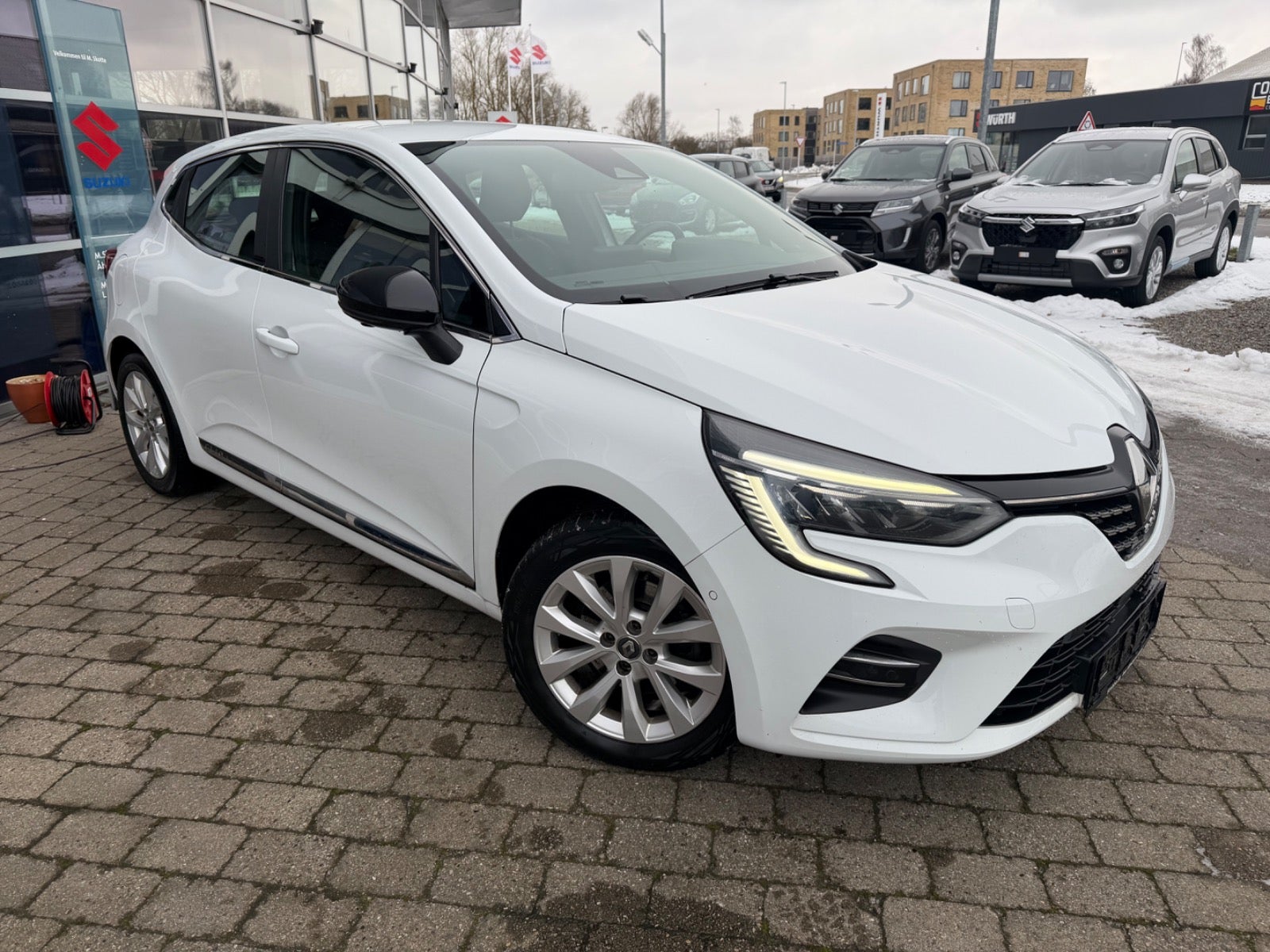 Billede af Renault Clio V 1,6 E-Tech Intens