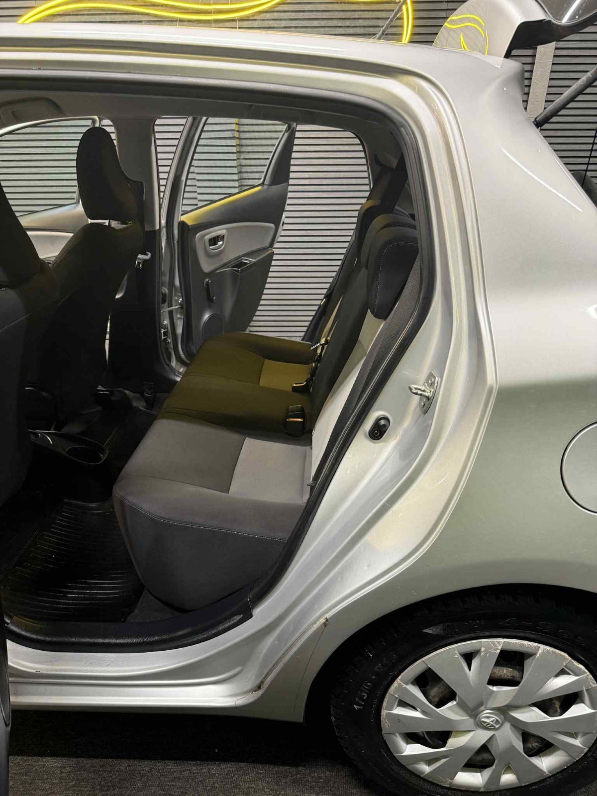 Billede af Toyota Yaris 1,0 VVT-i T1