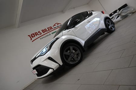 Toyota C-HR Hybrid C-HIC CVT