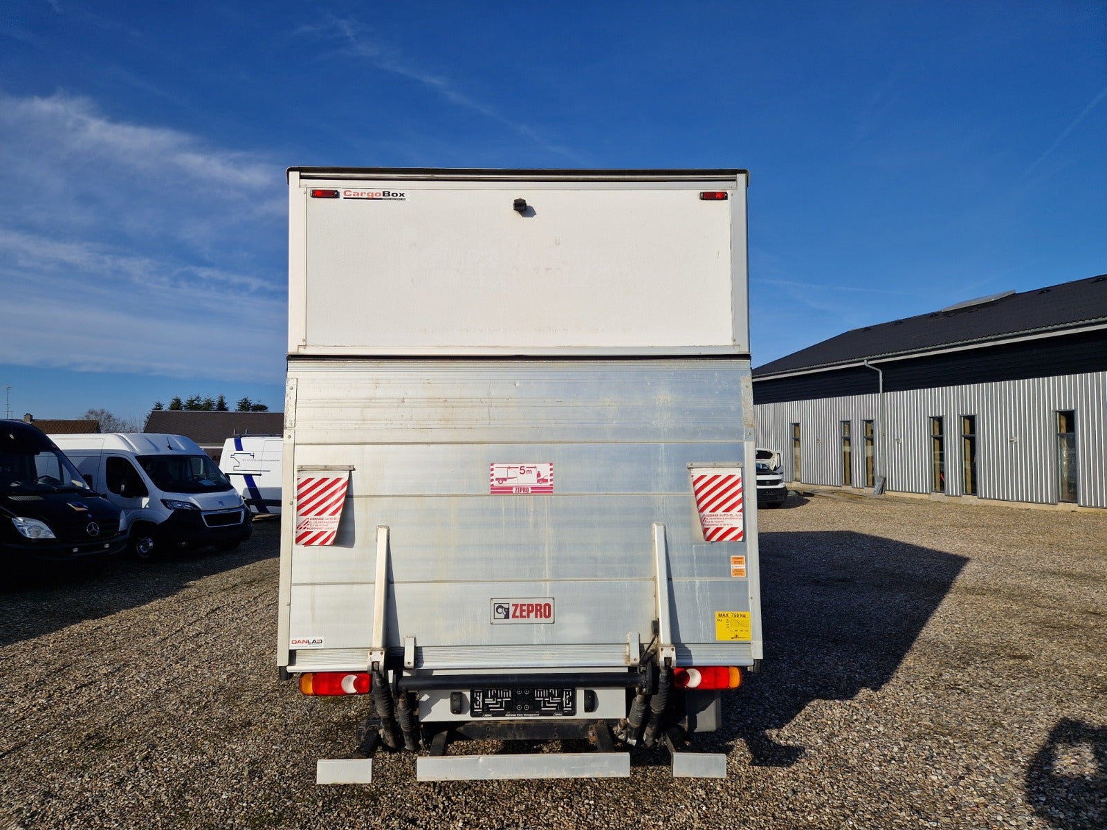 Billede af Renault Master III T35 2,3 dCi 170 Alukasse m/lift