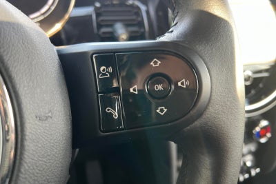 MINI Cooper SE Essential