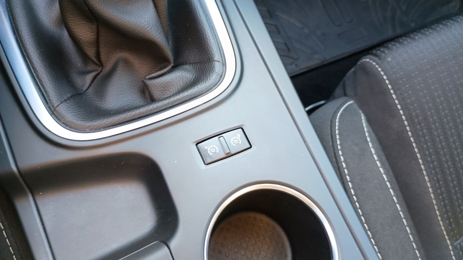 Billede af Renault Megane IV 1,2 TCe 100 Zen Sport Tourer