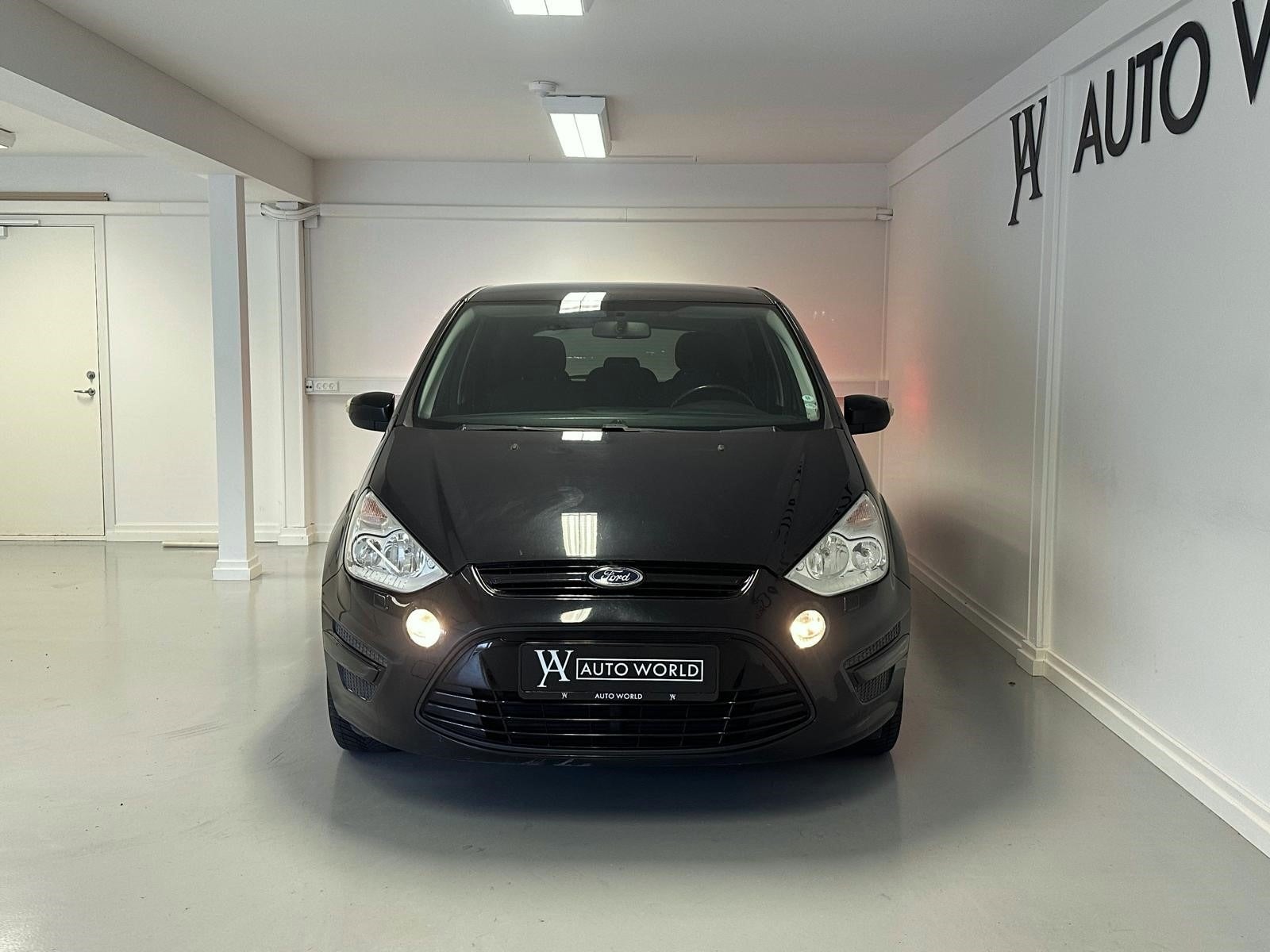 Ford S-MAX 2011