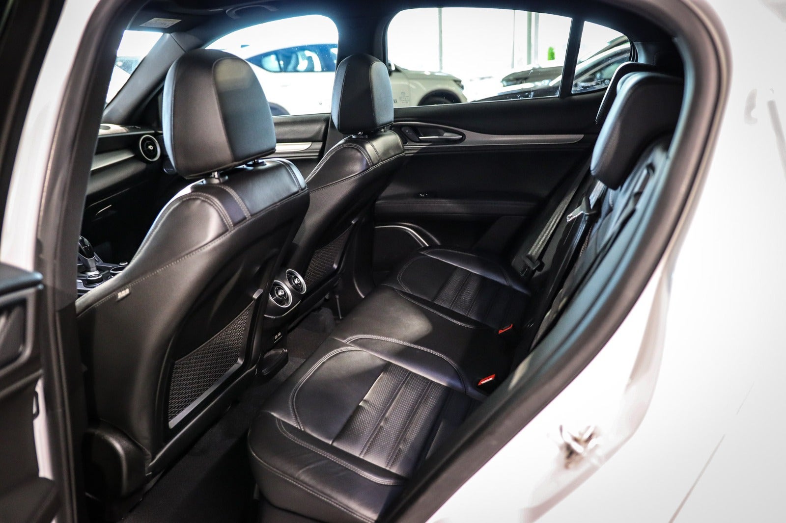 Billede af Alfa Romeo Stelvio 2,0 T 280 B-Tech aut. Q4