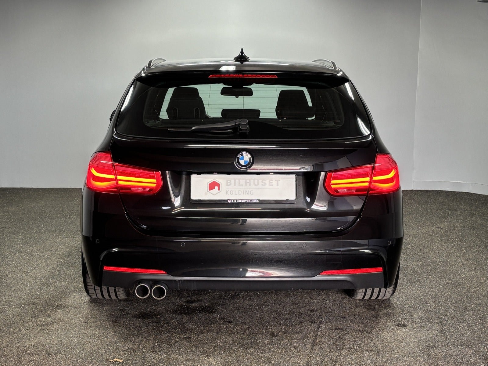 Billede af BMW 320d 2,0 Touring M-Sport aut.