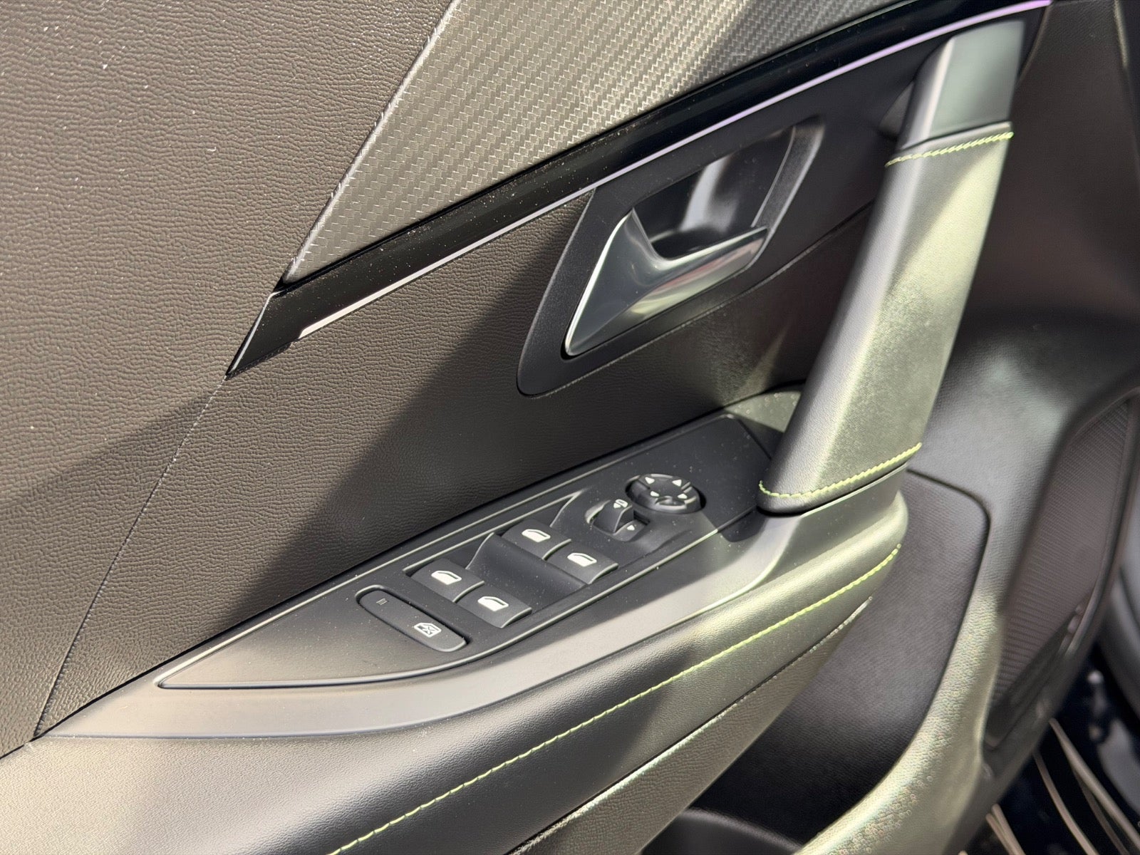 Billede af Peugeot e-208 54 GT