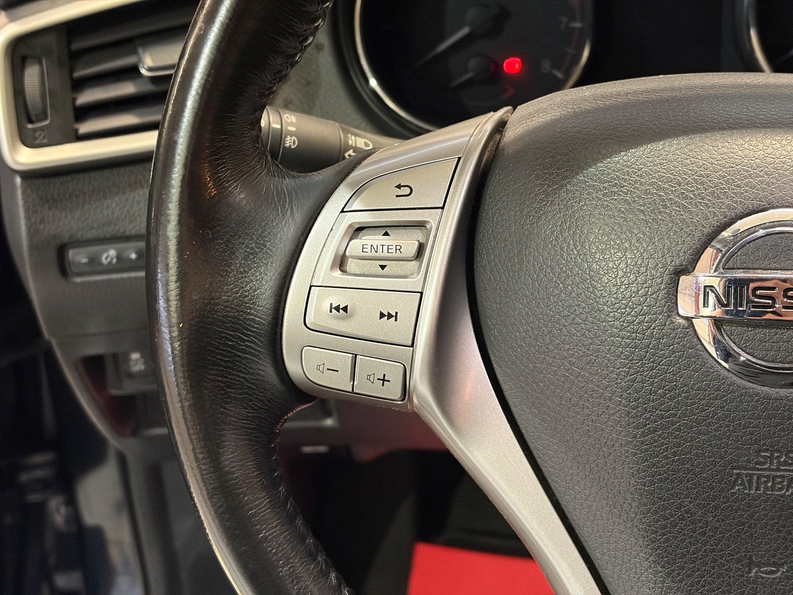 Billede af Nissan X-Trail 1,6 Dig-T 163 Tekna Van