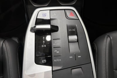 BMW iX1 xDrive30 X-Line