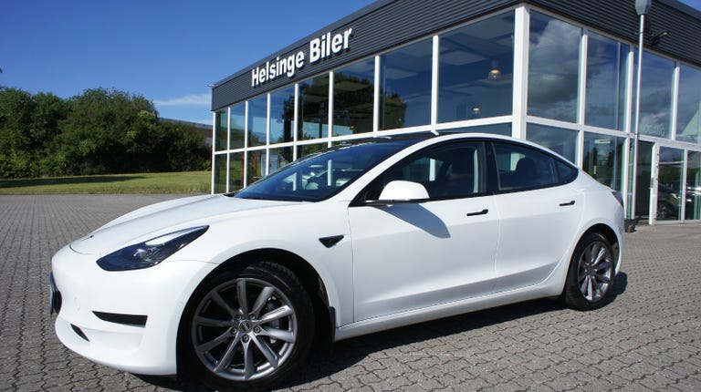 Tesla Model 3 Standard Range+ RWD