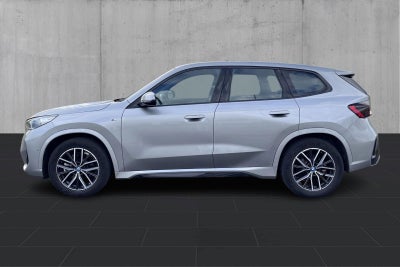 BMW iX1 xDrive30 M-Sport Premium - 1