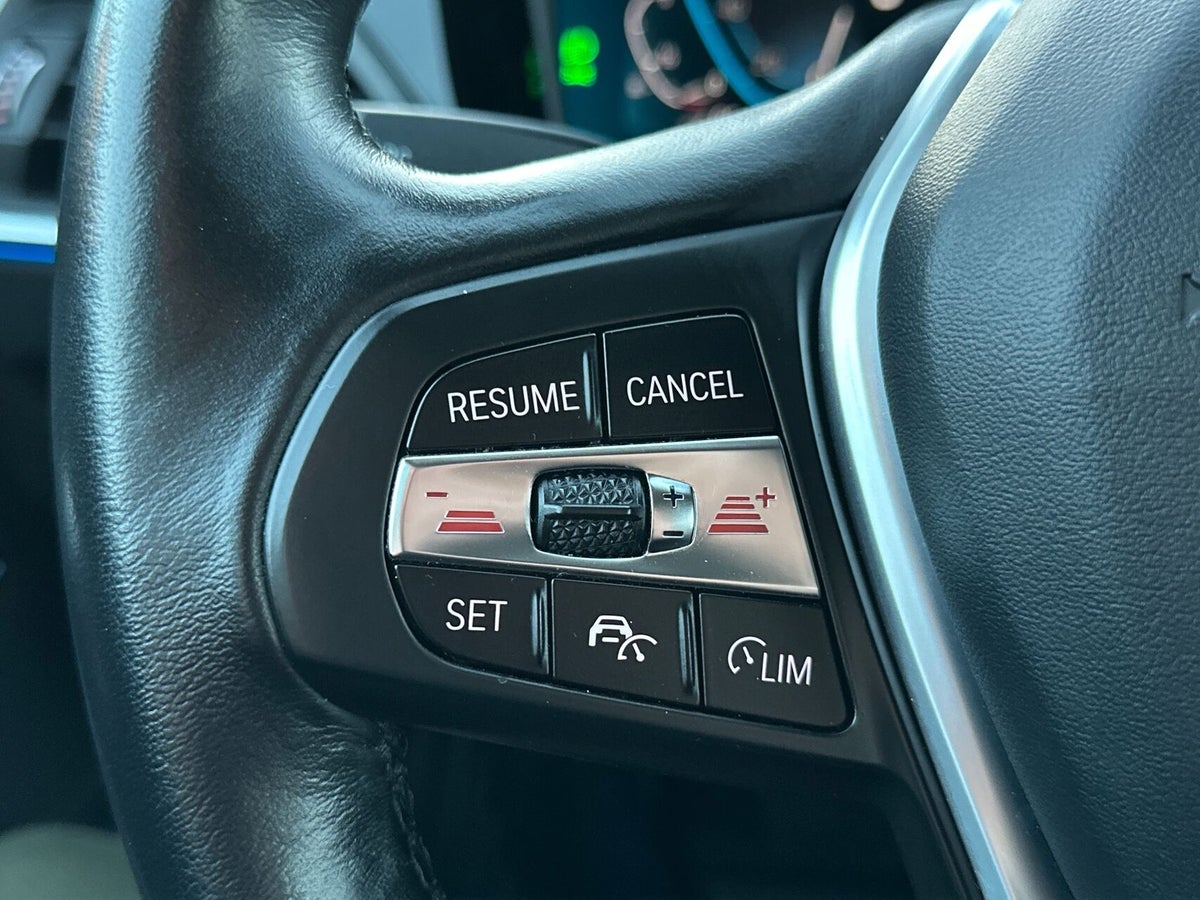 BMW 330e Touring Sport Line aut. billede 17