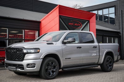 Dodge RAM 1500 3,0 Big Horn Night aut. Benzin aut. Automatgear modelår 2025 Sølvmetal km 0 ABS + mom