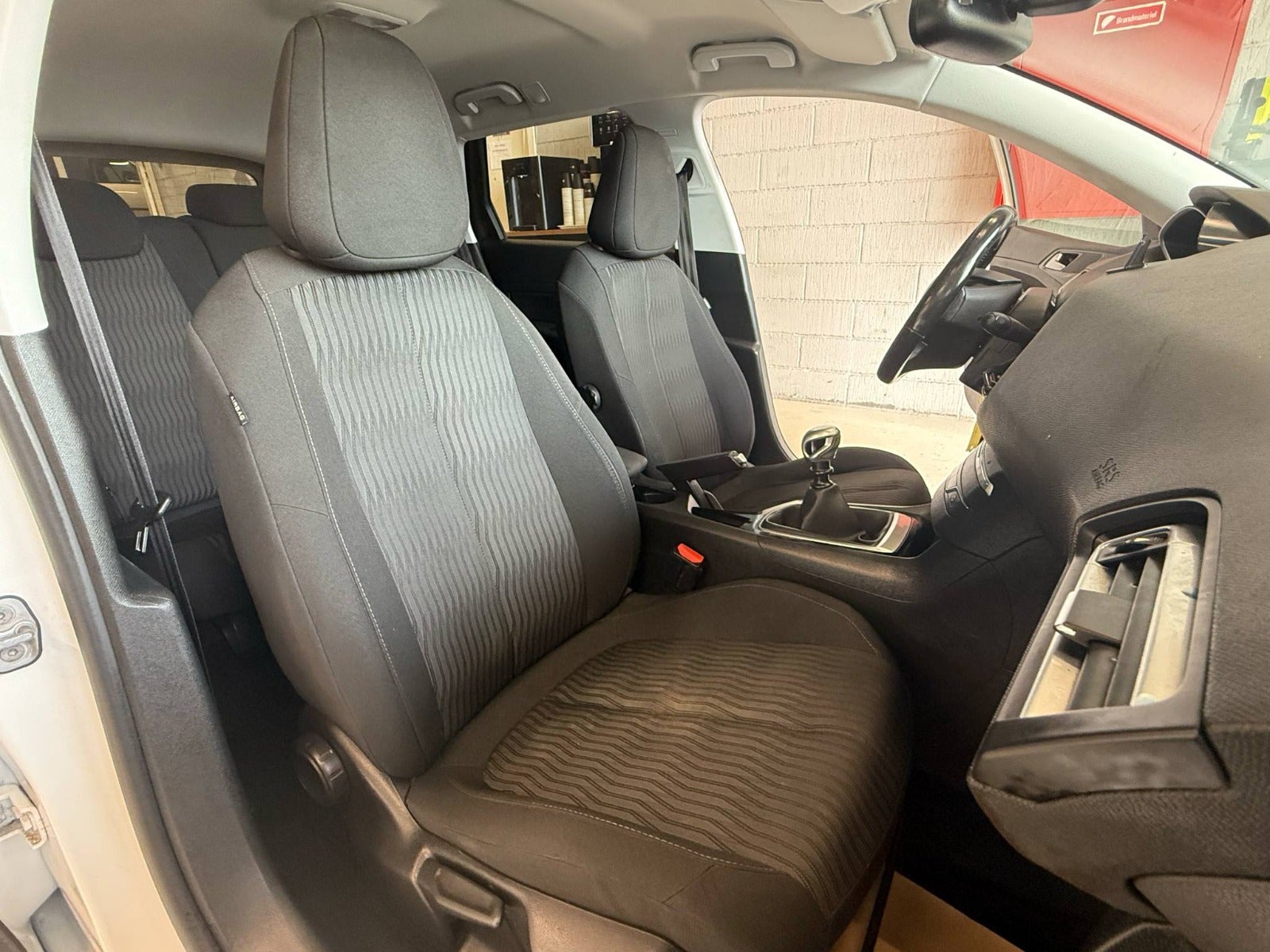 Billede af Peugeot 308 1,6 BlueHDi 120 Active SW