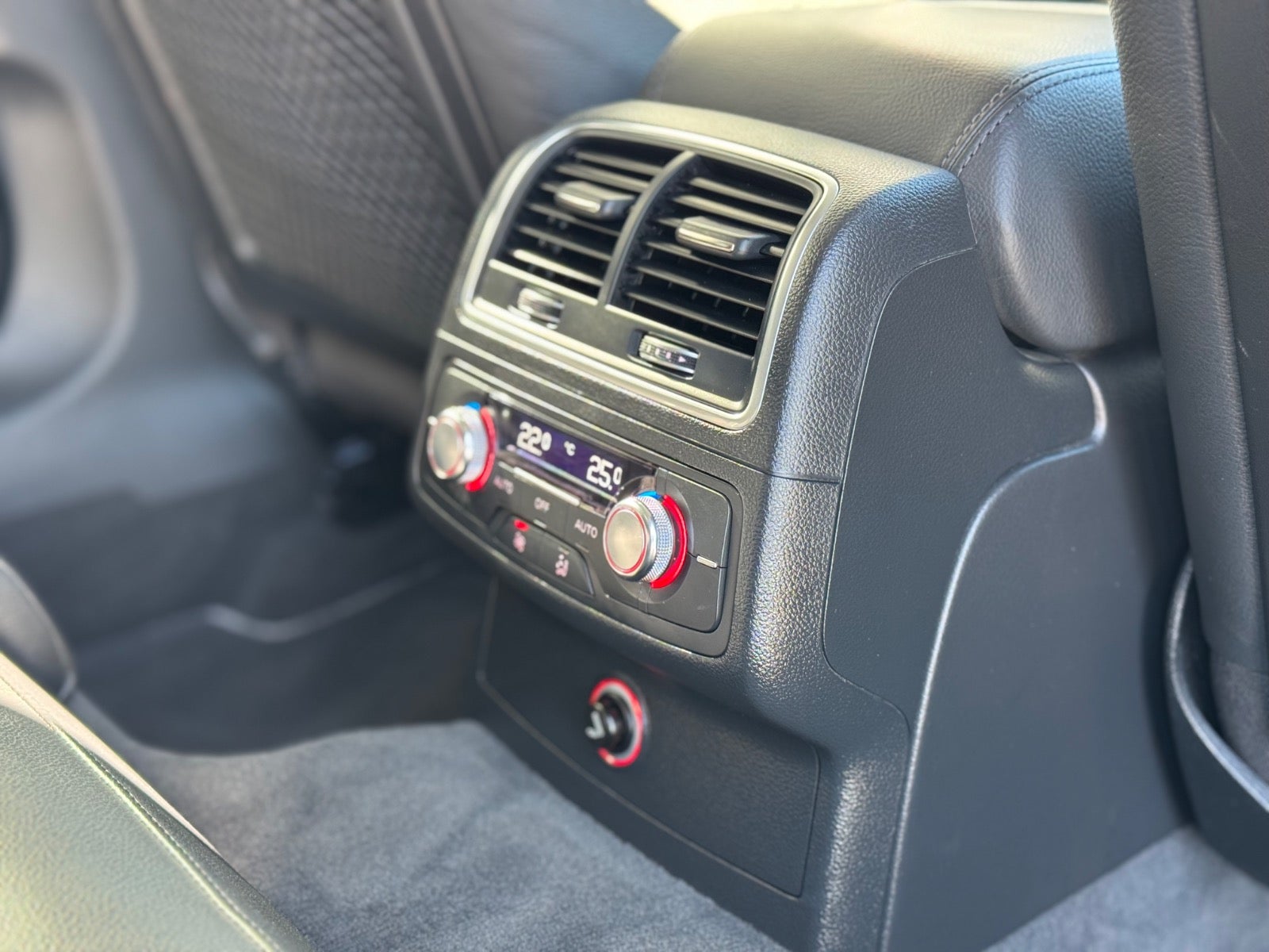 Billede af Audi A6 3,0 TDi 218 S-line Avant S-tr.